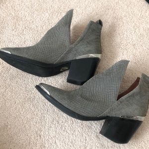 Jeffrey Campbell Cromwell Booties